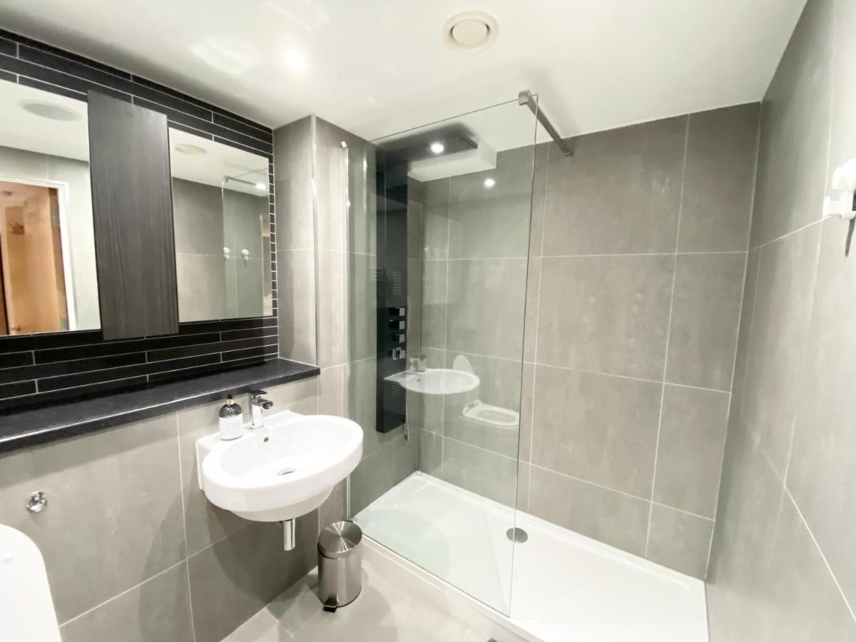 מנצ'סטר Cosy City Centre Location, Hydro Massage Showe מראה חיצוני תמונה